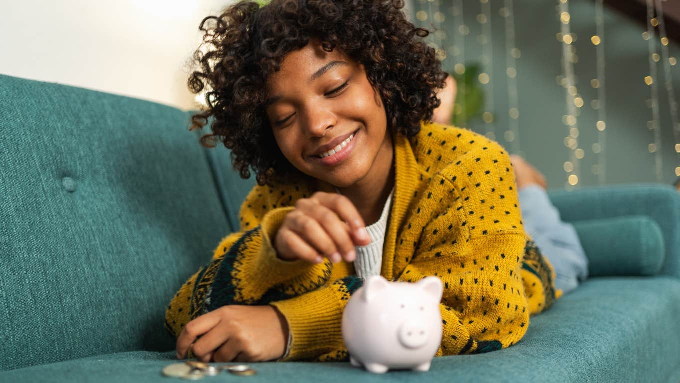 Common Things Frugal People Refuse To Spend Money On No Matter What frugal woman saving money