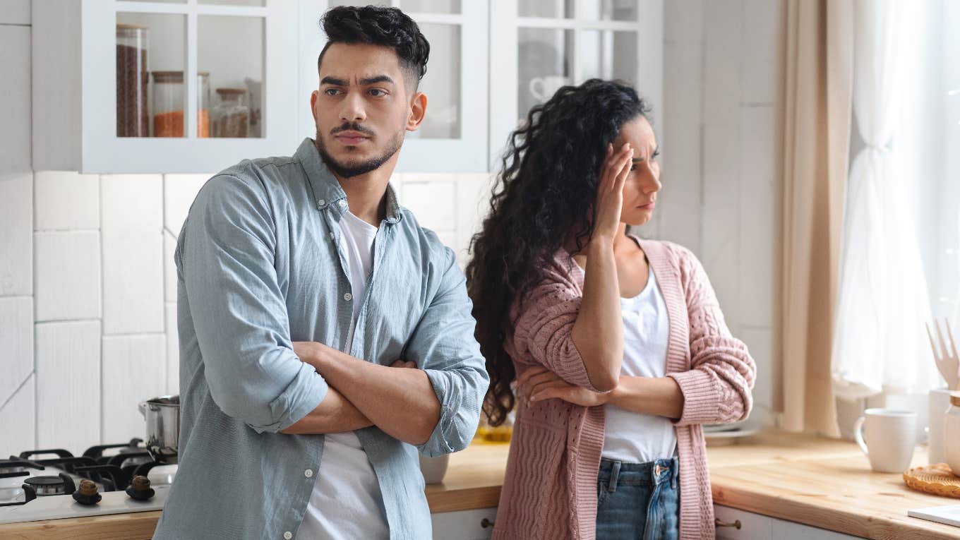 Man Asks For Divorce After Wife Insults His Cooking Couple arguing in the kitchen