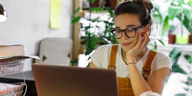 Woman earning less than six figures shouldn't try much harder at her job